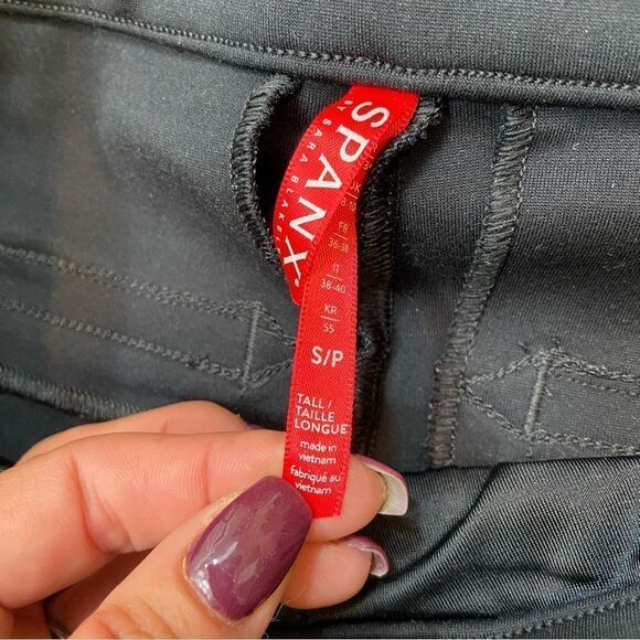 Ladies Spanx Black Ankle Length Spilt Hem Slimming Pants Size Small - Picture 9 of 13